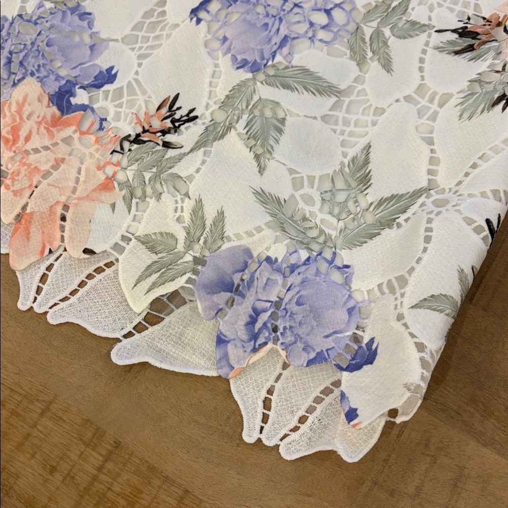 STUNNING Lucy Paris Floral Elaine Floral Dress Wedding Brunch Medium NWT - Picture 4 of 10